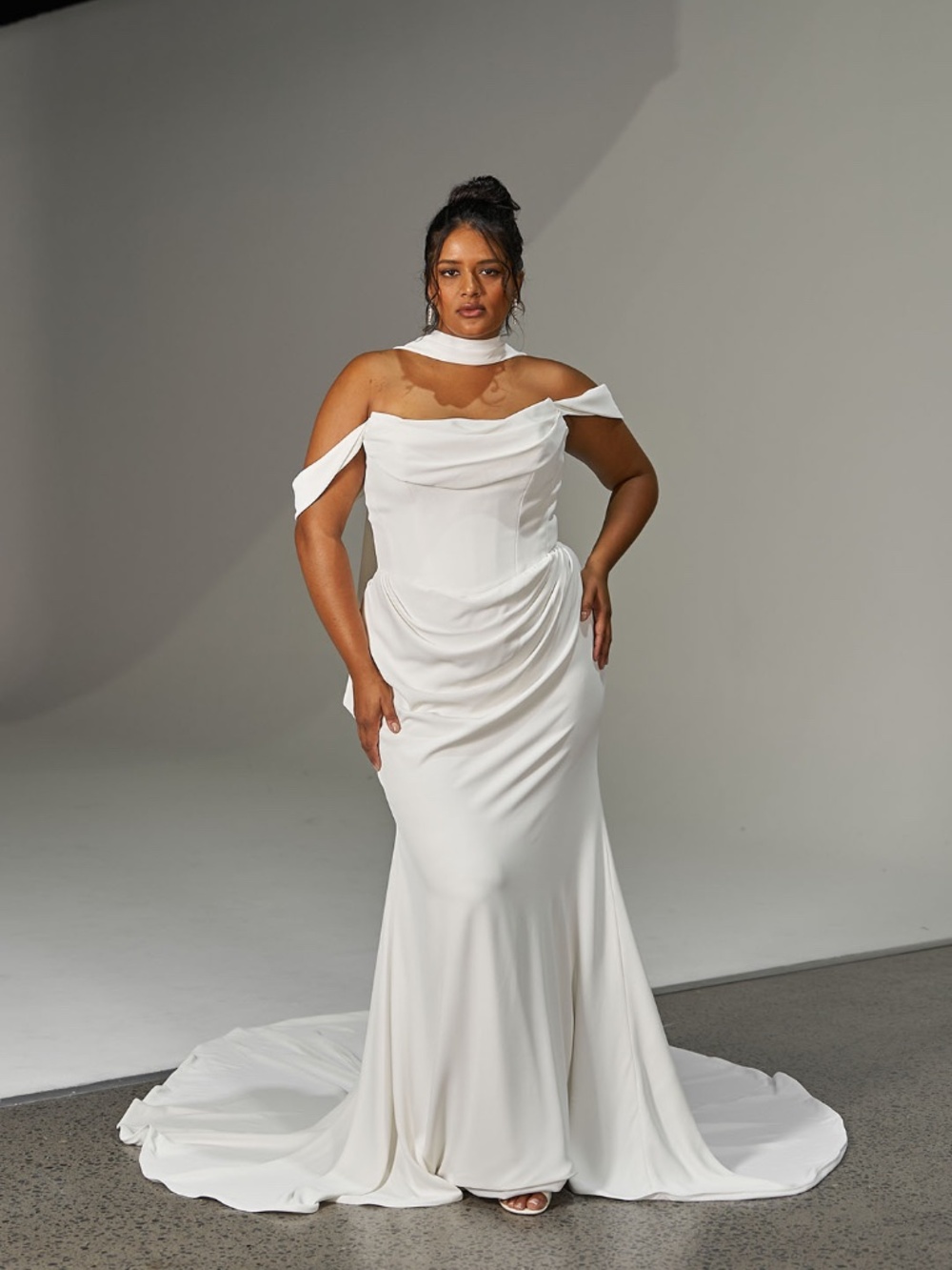 Timeless Stunning Evie Young Wedding Dress!!!!